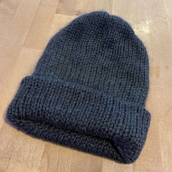 Beanie Crocheted Handmade Dark Grey Gray Woven Knit Toboggan Crochet Soft Unisex - Picture 1 of 14
